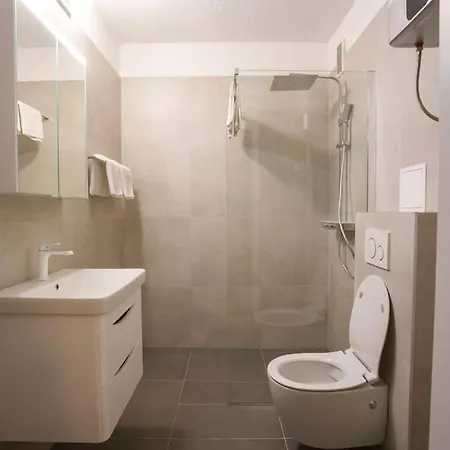 Apartman Poljud Apartamento