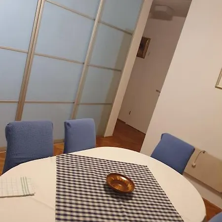 Apartman Poljud 斯普利特